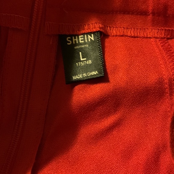 SHEIN RED FLARED WIDE LEG PANTS SIZE LARGE - Picture 3 of 5